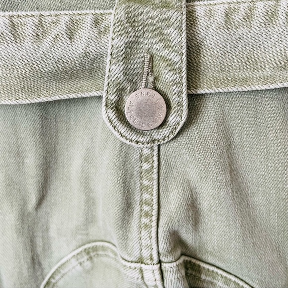 Alice + Olivia Jeans SIZE 31 Gorgeous wide leg collared jumpsuit in Sage green - Picture 6 of 9
